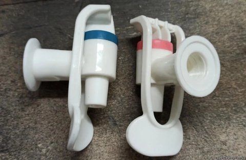 Tap for cooler with internal thread mug push