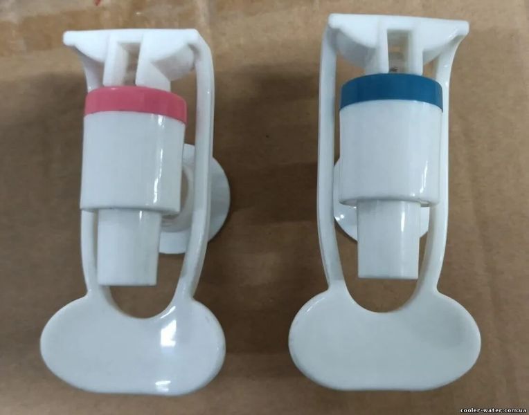 Tap for cooler with internal thread mug push