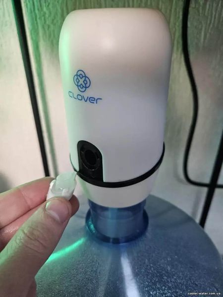 Помпа для воды электрическая Clover E10 с мощным напором для Бутыли 6л и 19л 3149 фото