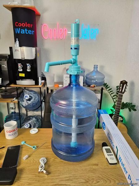 Electric water pump from the network/battery ViO E2
