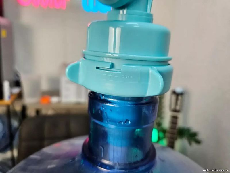 Electric water pump from the network/battery ViO E2