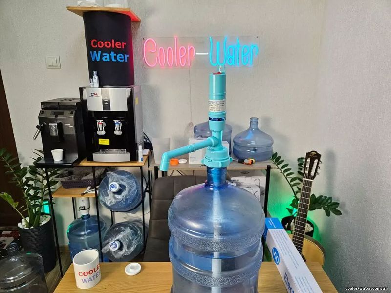 Electric water pump from the network/battery ViO E2