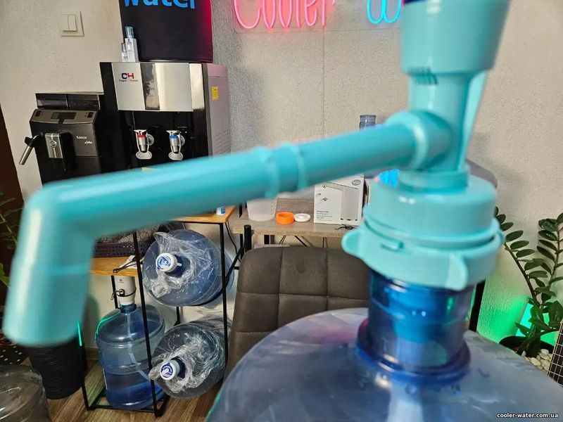 Electric water pump from the network/battery ViO E2
