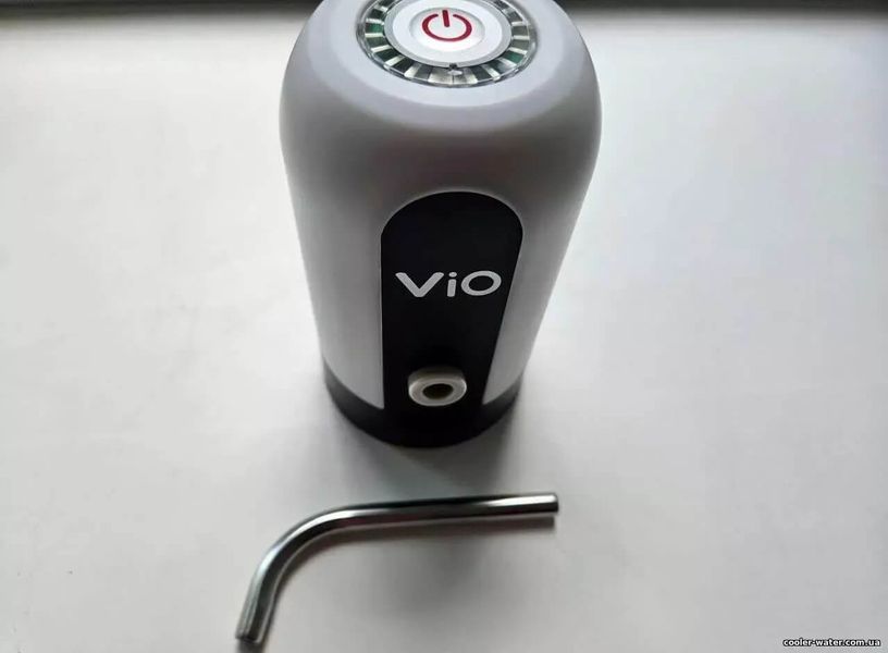 Metal spout for electric water pump