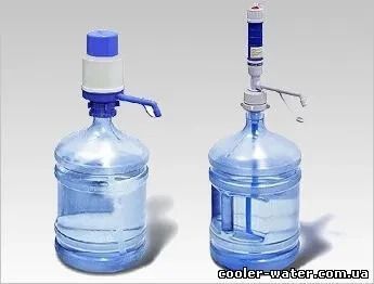 /butyl-dlia-vody-19-l-s-ruchkoi-polykarbonat/