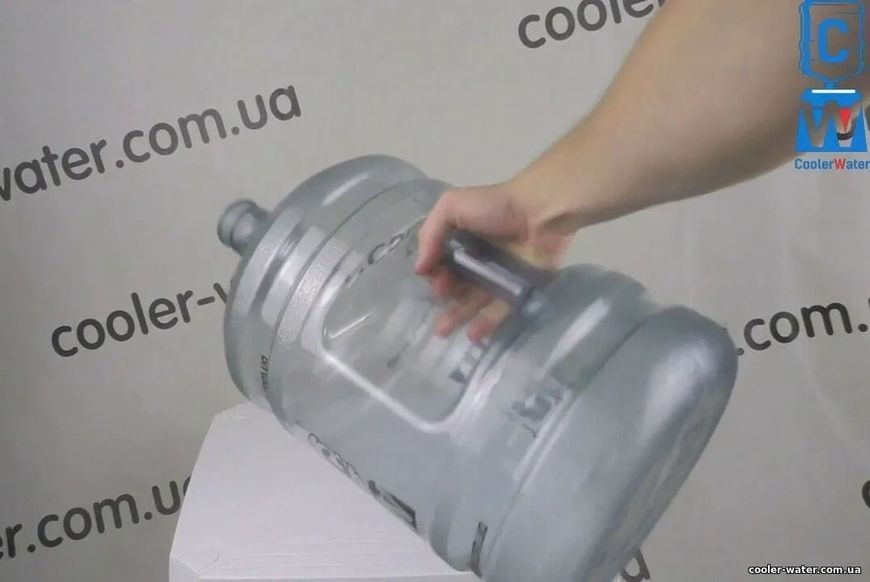 /butyl-dlia-vody-19-l-s-ruchkoi-polykarbonat/