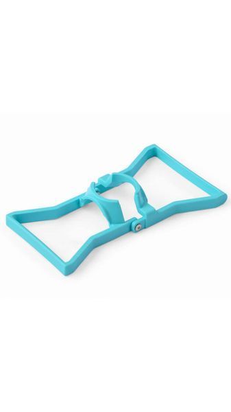 Folding handle for carrying HotFrost bottles