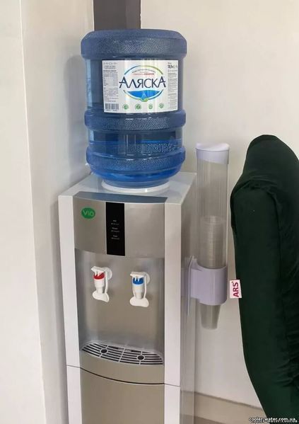 Set of taps (hot + cold) for water cooler with external thread