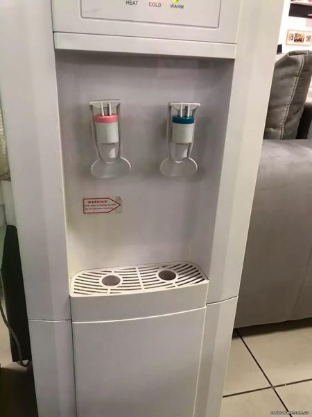 Set of taps (hot + cold) for water cooler with external thread