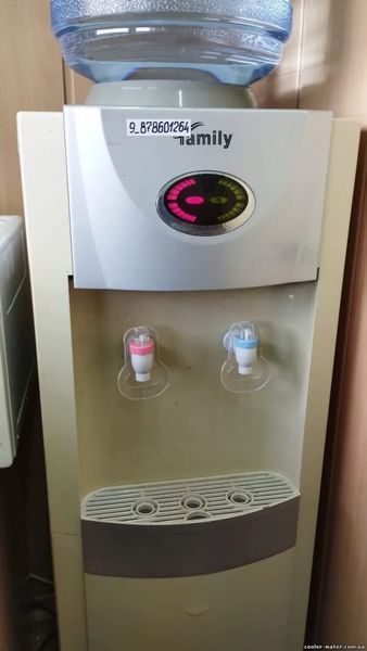 Set of taps (hot + cold) for water cooler with internal thread