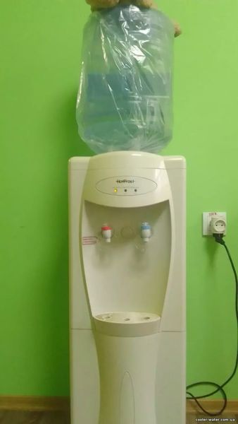 Set of taps (hot + cold) for water cooler with internal thread