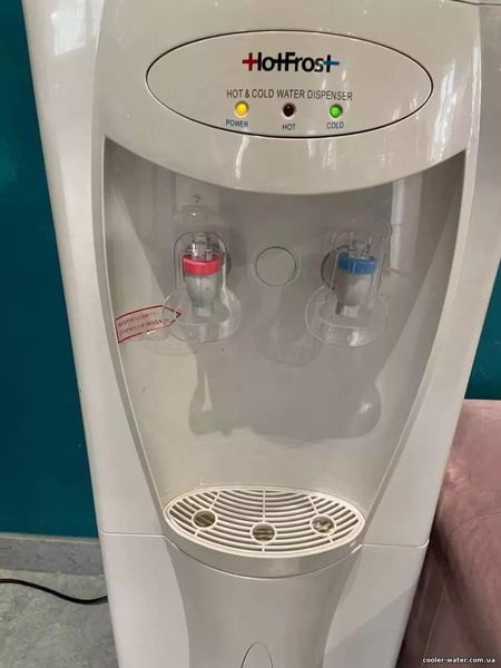 Set of taps (hot + cold) for water cooler with internal thread