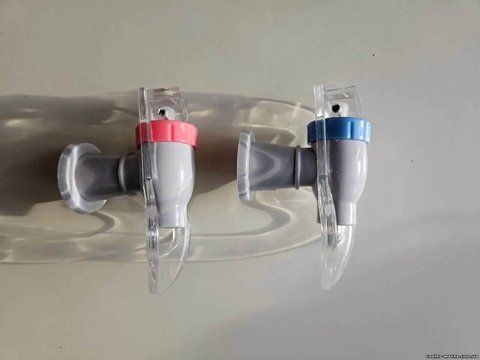 Set of taps (hot + cold) for water cooler with internal thread