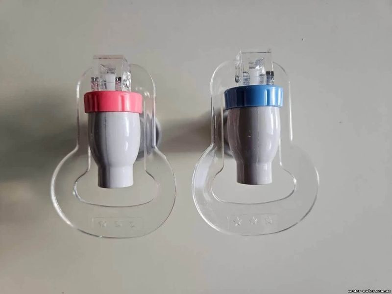 Set of taps (hot + cold) for water cooler with internal thread